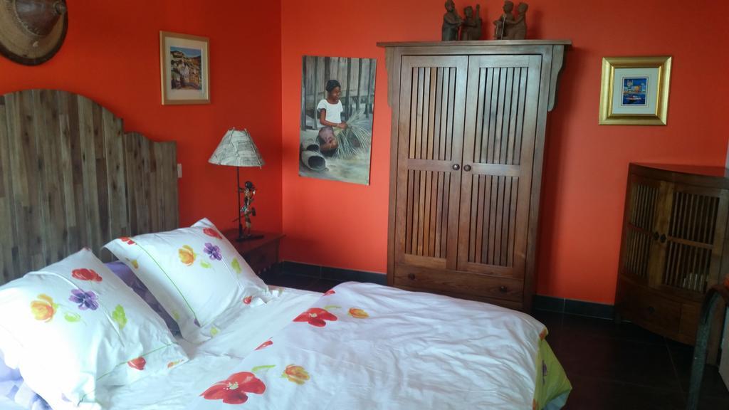 Gite L'Appart De Case Vanille Sari-Solenzara Bagian luar foto