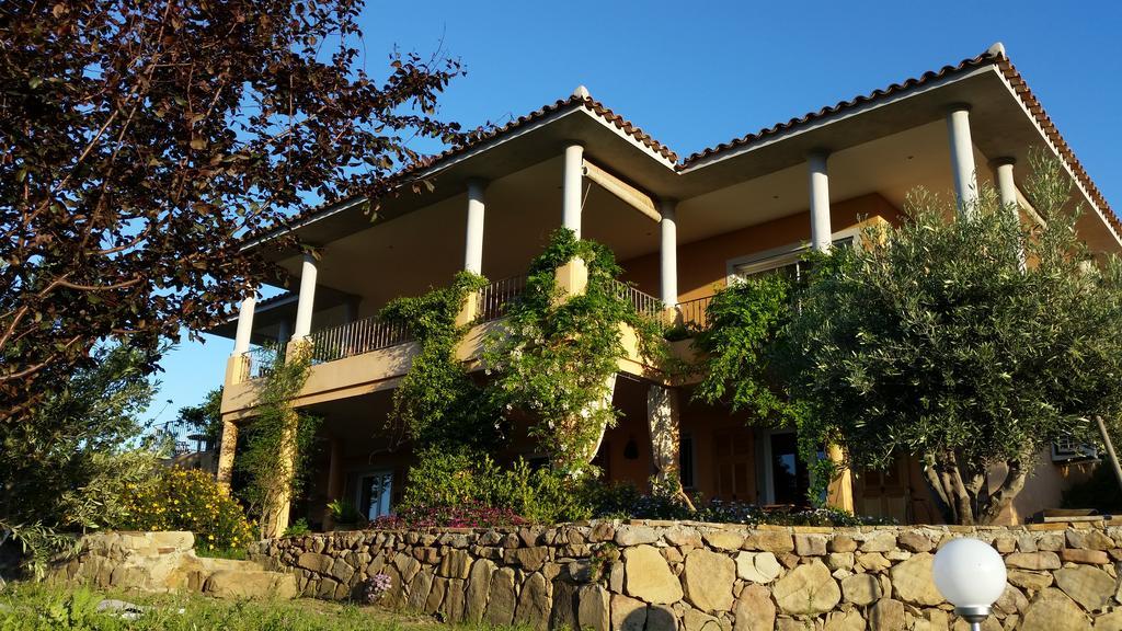 Gite L'Appart De Case Vanille Sari-Solenzara Bagian luar foto