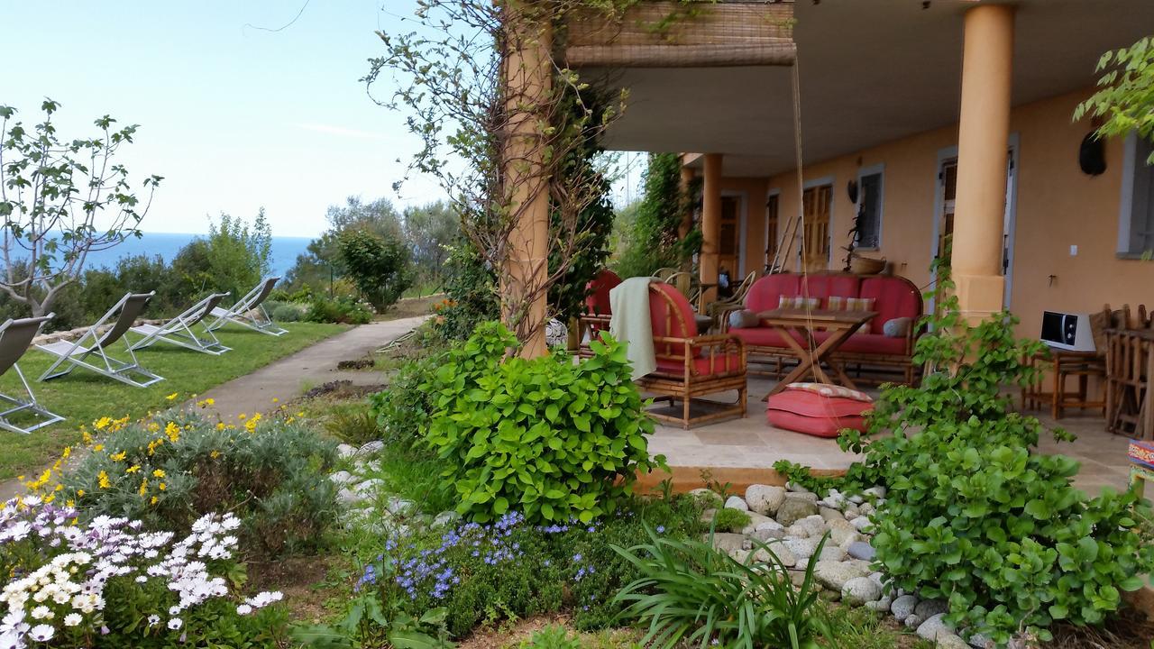 Gite L'Appart De Case Vanille Sari-Solenzara Bagian luar foto